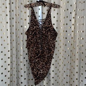 Plus size plunge lace up leopard one piece swimsuit
